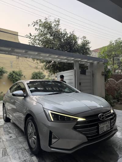 Hyundai Elantra 2021