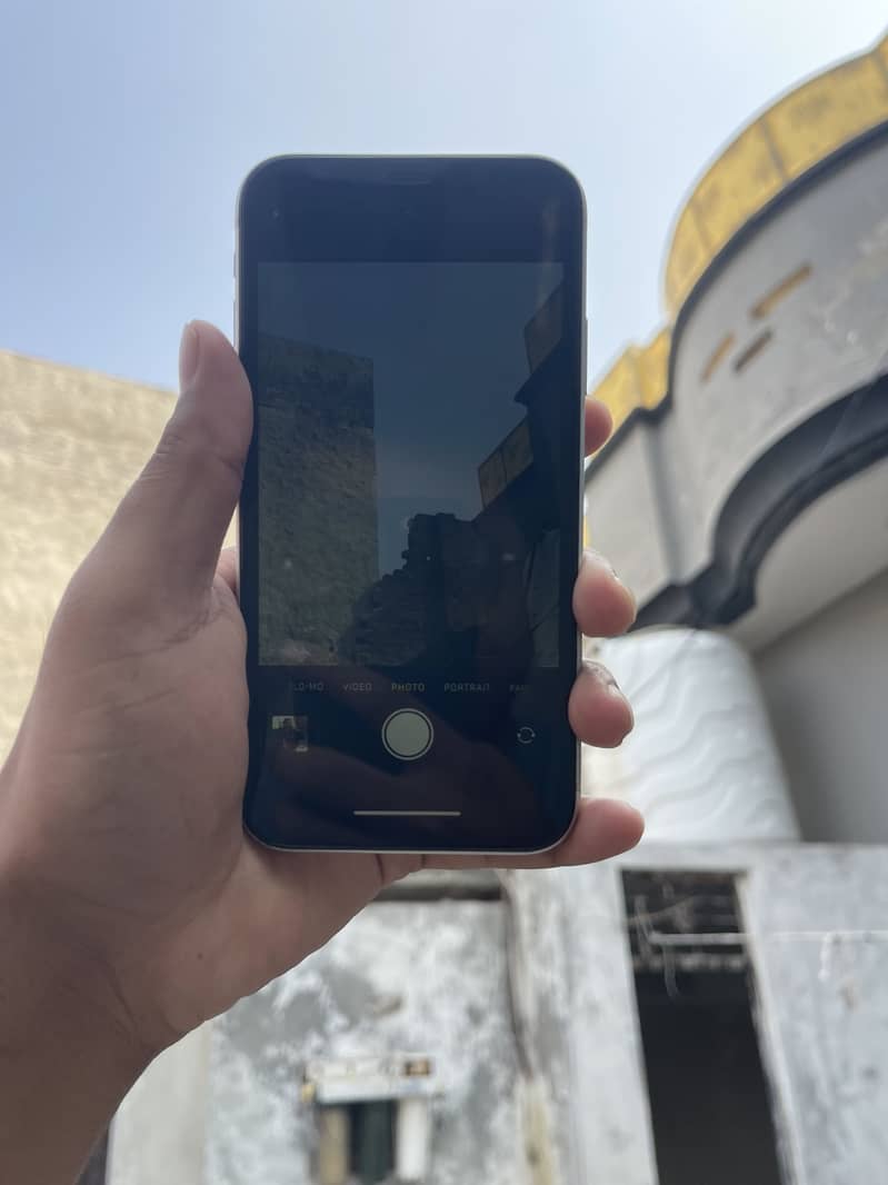 Apple iPhone XR 2