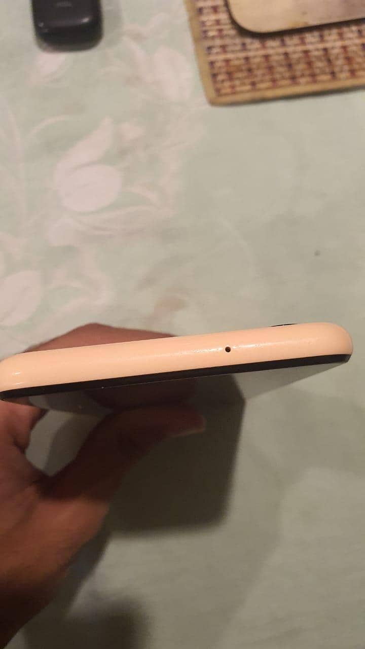 Samsung Mobile A13 4