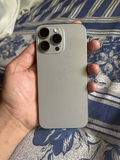 Apple iPhone 15 Pro Max factory unlocked