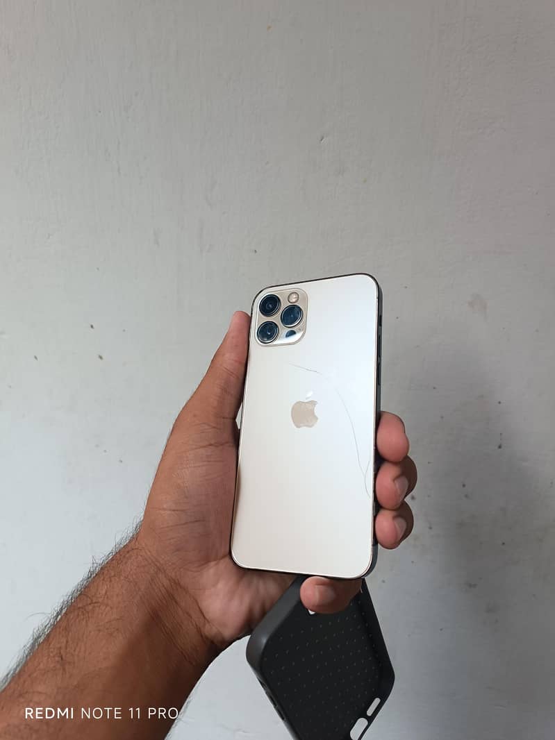Apple iPhone 12 Pro 3