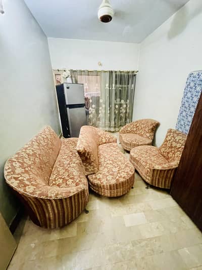 7 Seater Sofa Set  location Shah Faisal Colony  lo