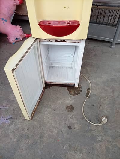 water dispenser