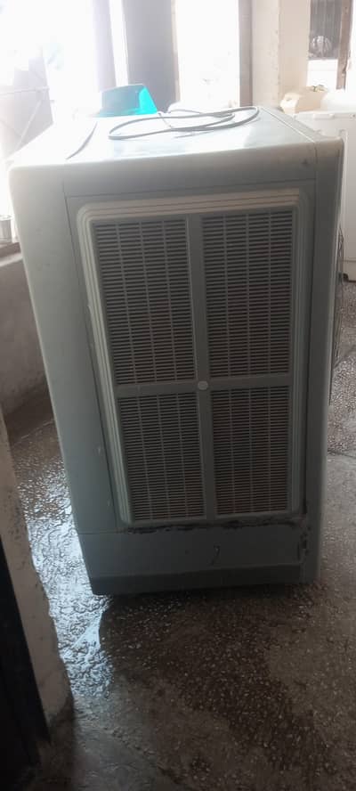eir cooler sale Boht acha h koie falt nhi h ghair ke ly no 03496443750