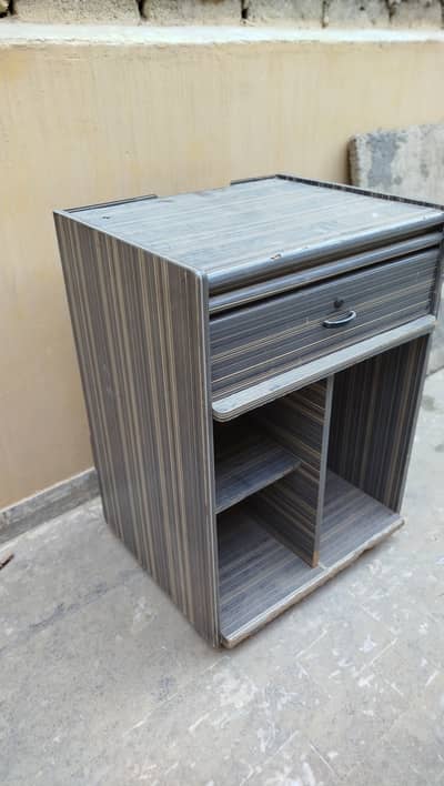 Urjent Sell Computer Table in used Condition