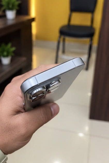 Apple iPhone 15 Pro Max 0