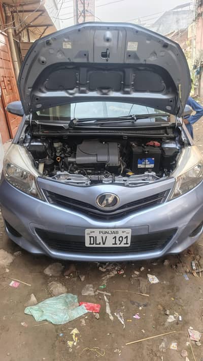 Toyota Vitz 2013
