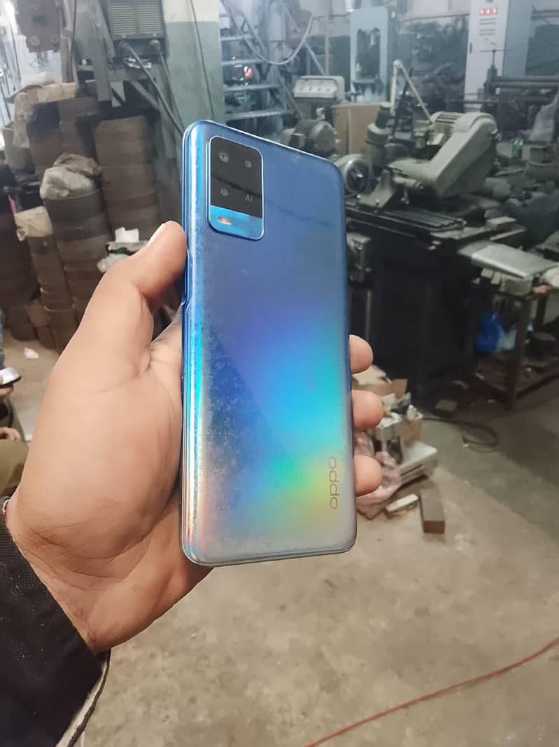 OPPO A54 4