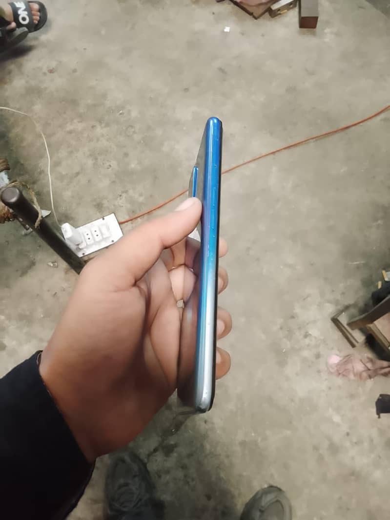 OPPO A54 5