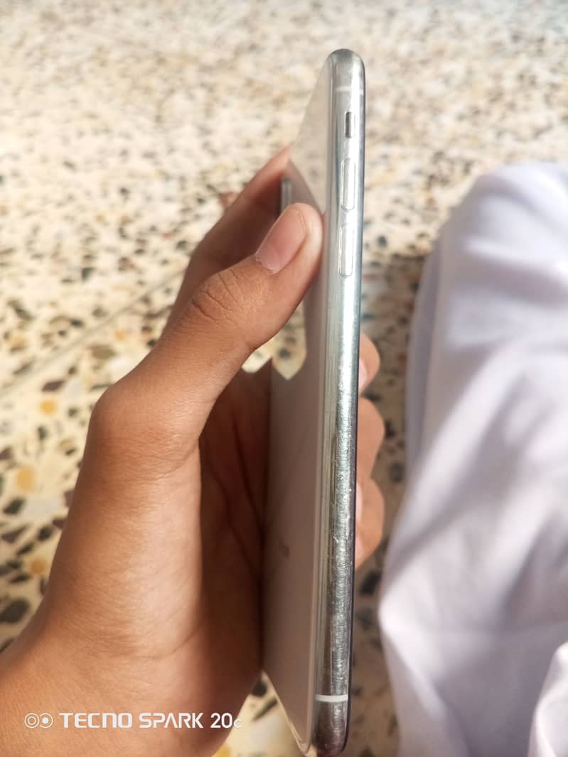 Apple iPhone XS 2