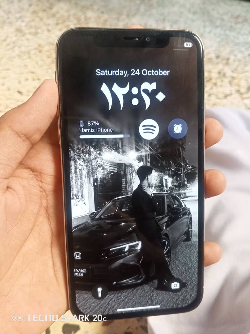Apple iPhone XS 6