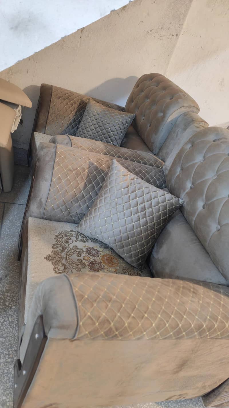 5 Seater sofa set 2