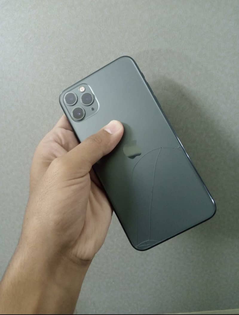 Apple iPhone 11 Pro Max 2