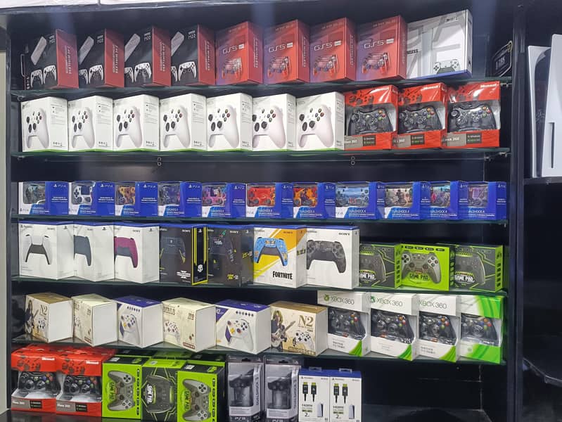 Gaming Controller's 1