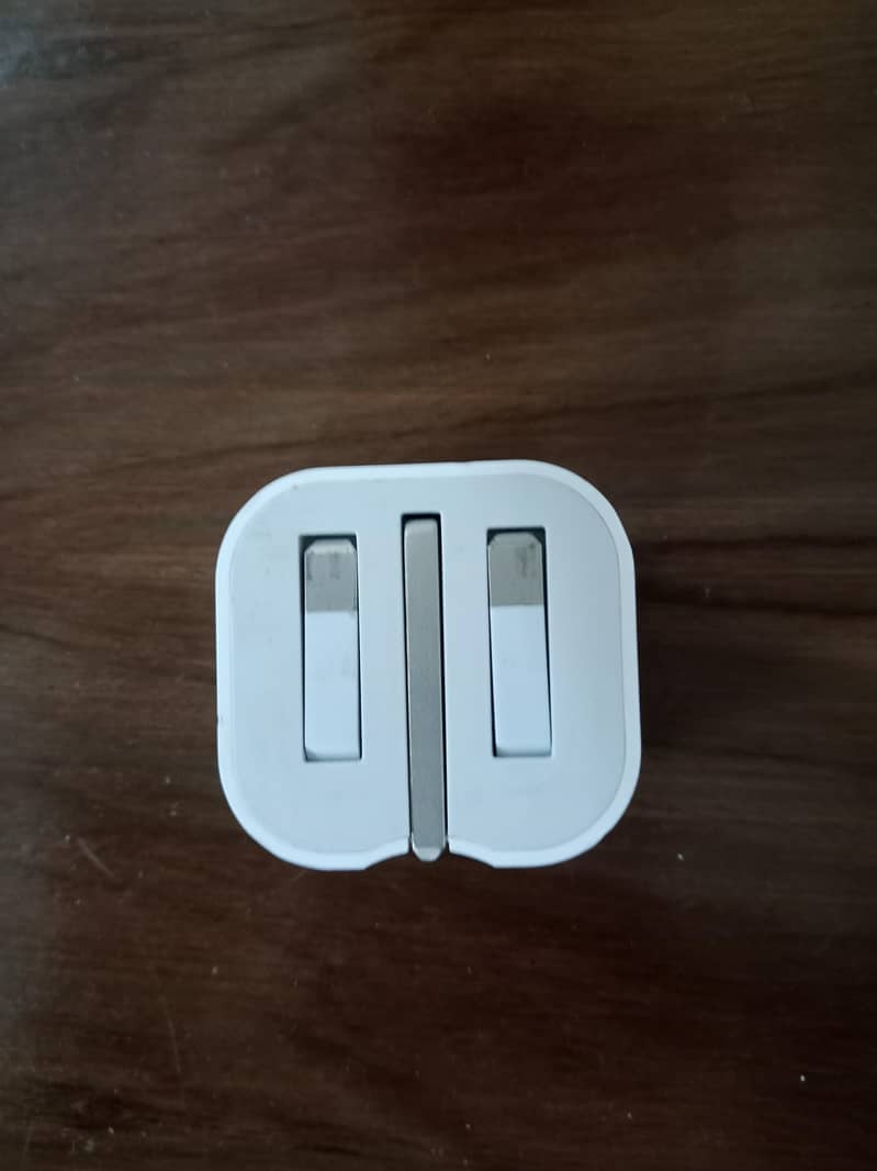 iphone charger 0