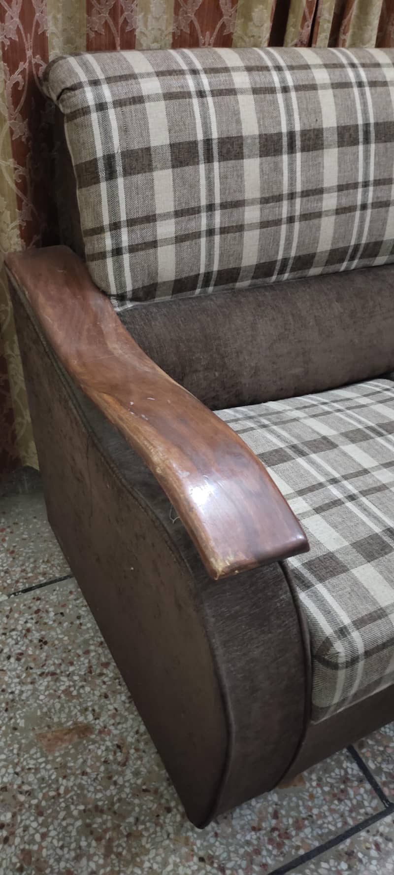 3 seater sofa 1