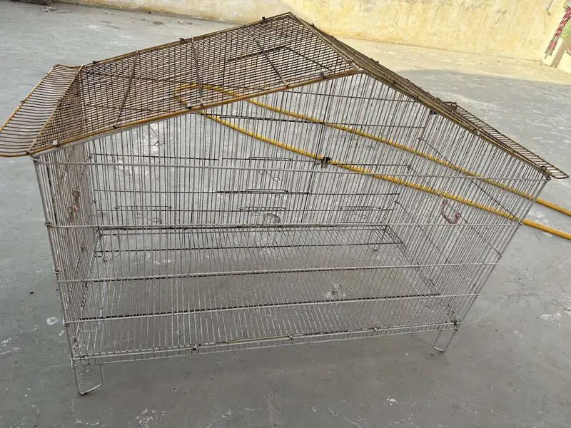 3 x 2.5 feet hut type cage for birds and pet — photo 2