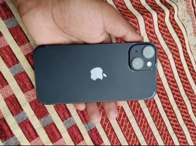 Apple iPhone 14 2