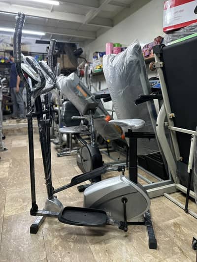 Exercise ( Magnetic Elliptical cross trainer) cycle