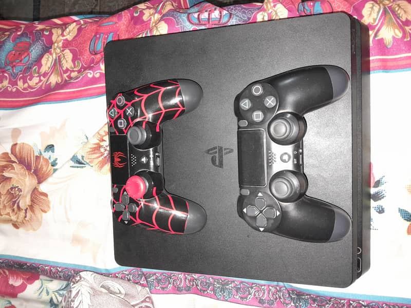 PS4 SLIM USED jailbreak 13.52 software version 1