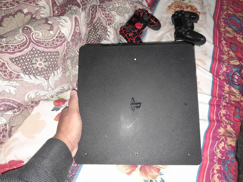 PS4 SLIM USED jailbreak 13.52 software version 2