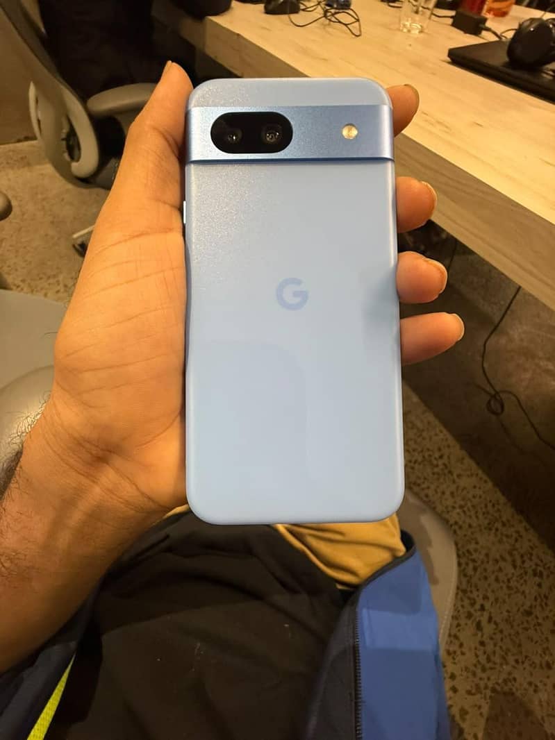 Google Pixel 8a 6