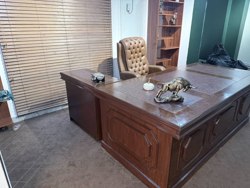 Office Executive Table 1
