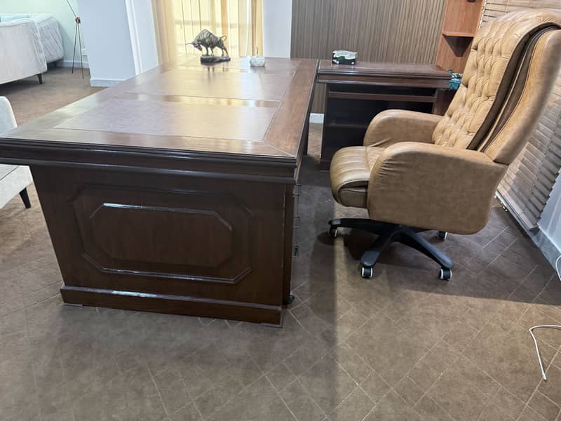 Office Executive Table 2