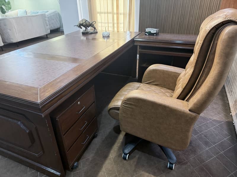 Office Executive Table 3