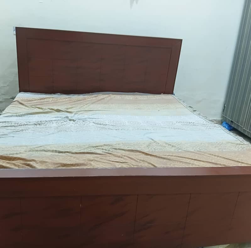 Bed in Good Condition 1