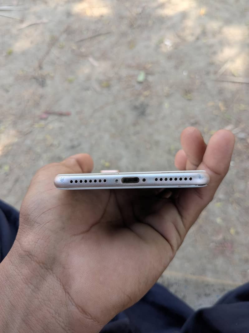 Apple iPhone 8 Plus 2