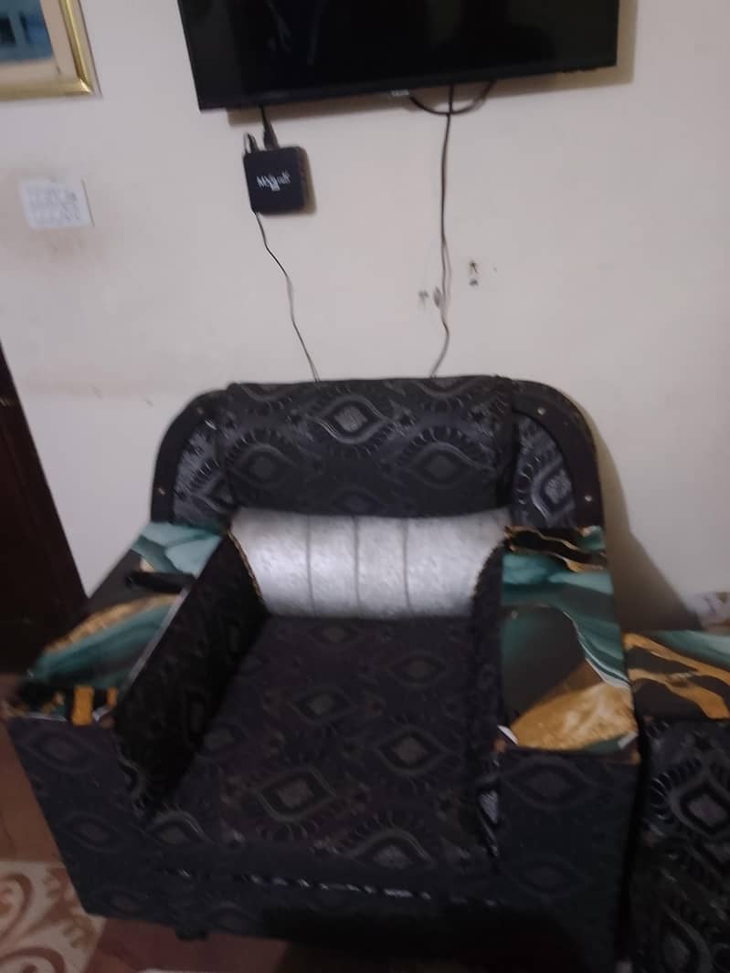 Sofa set 0