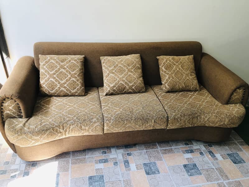 5 Seater Sofa set & Center Table 5