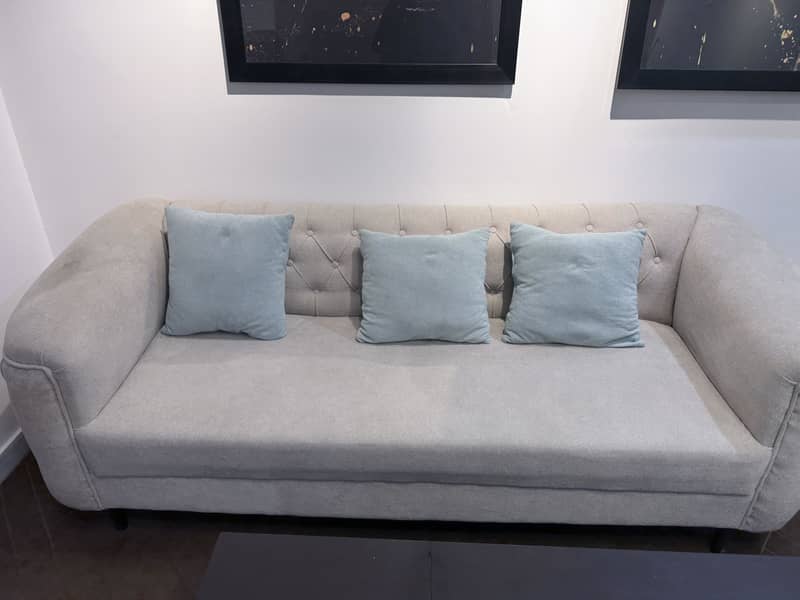 Office Sofas and table 10 seater. 3