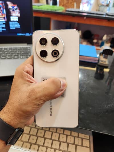 Tecno SPARK 30 Pro