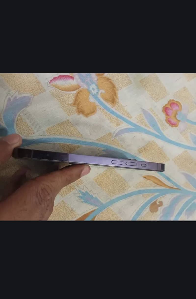 Apple iPhone 14 Pro 3