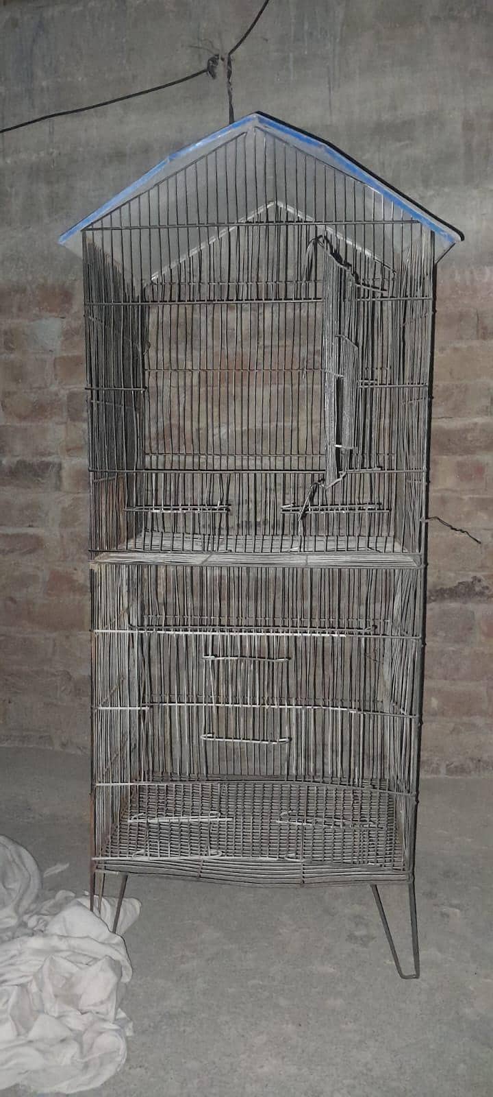 Cages 3