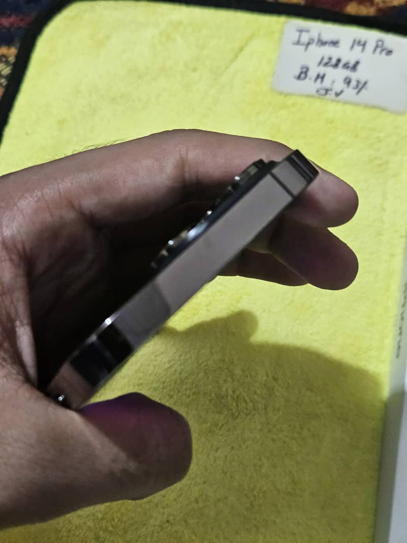 Apple iPhone 14 Pro 93 health Jv condition 10/10 - Mobile Phones ...