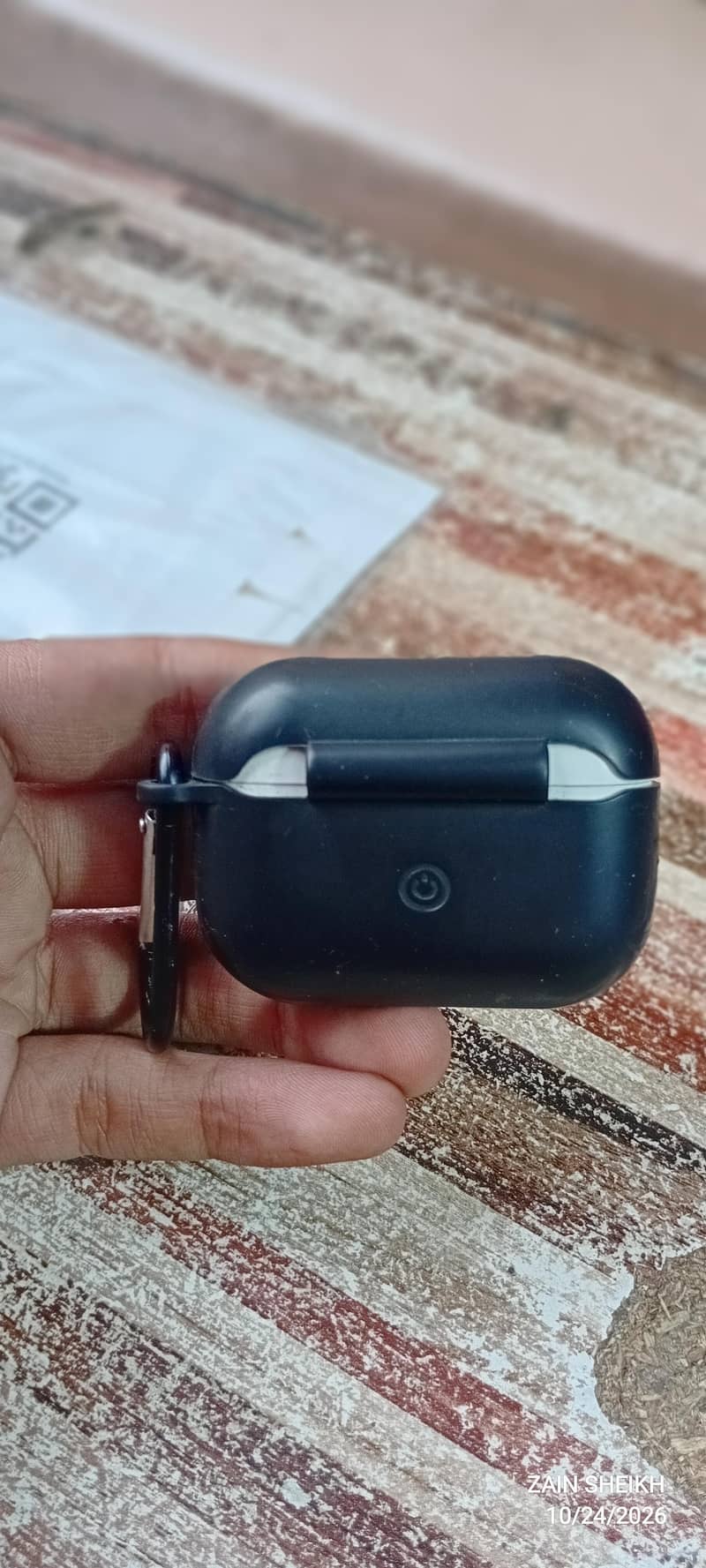 earbuds 1