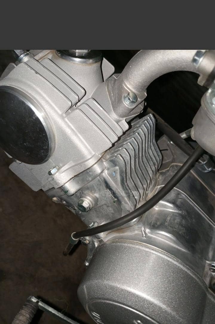 United 70cc 1