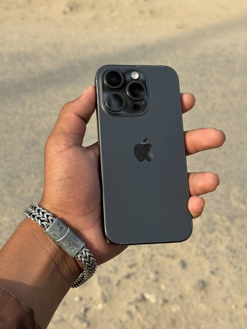 Apple iPhone 15 Pro 5