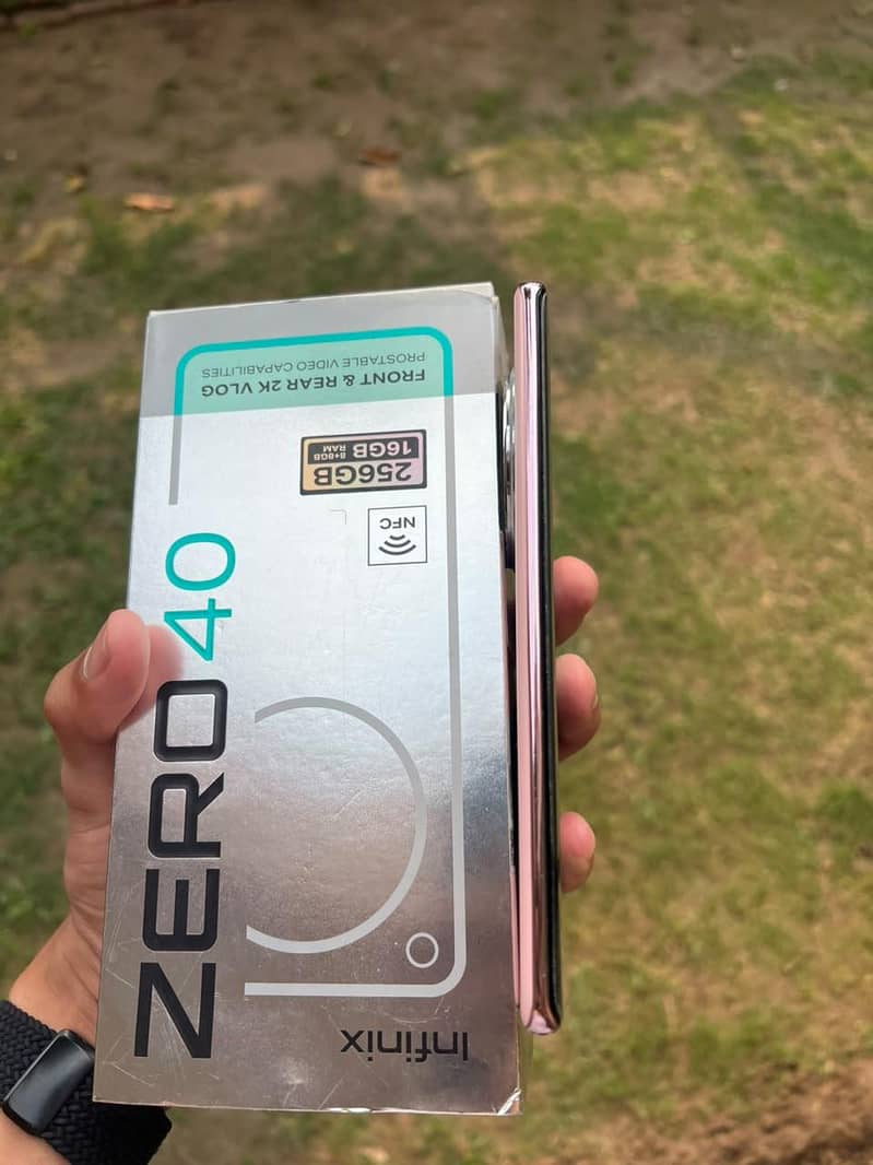 Infinix Zero 40 4