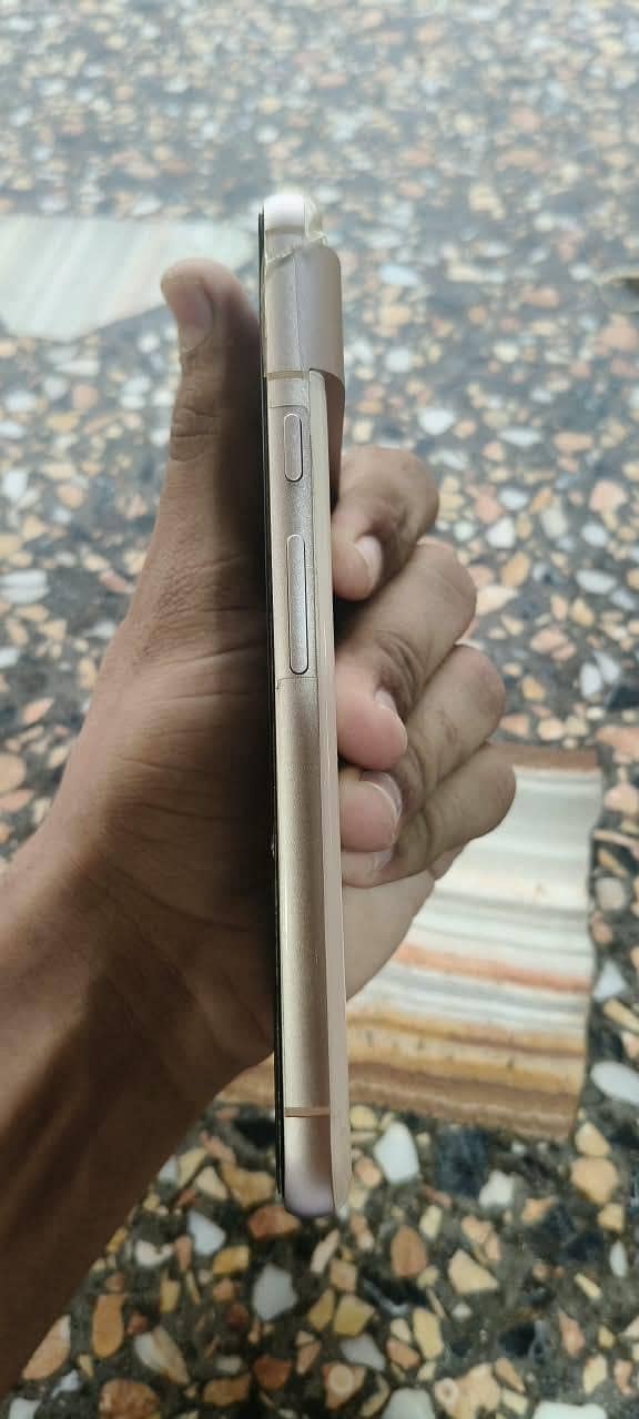 Google Pixel 8 1