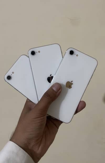 Apple iPhone SE