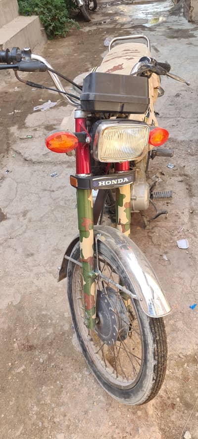 2018 model karachi 125 Road prince condition saf hai koi kam nh hai