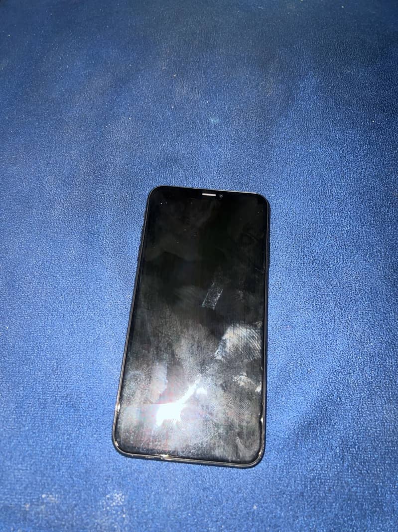 Apple iPhone XS Max 0