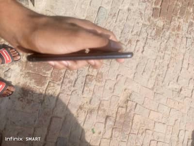 Apple iPhone SE