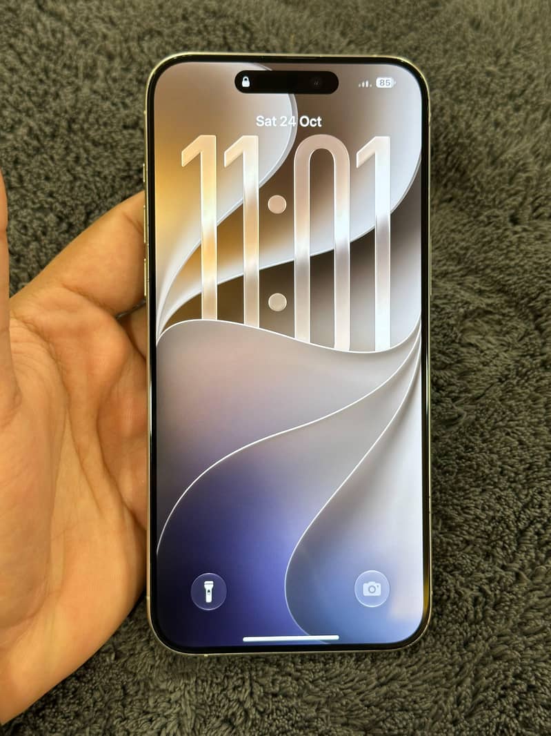 IPhone 15 Pro Max 1
