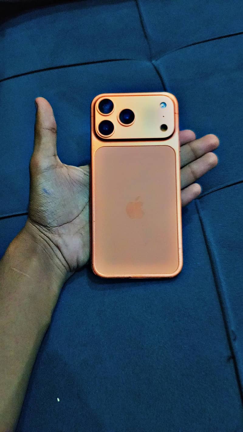 Apple iPhone 17 Pro Max 1