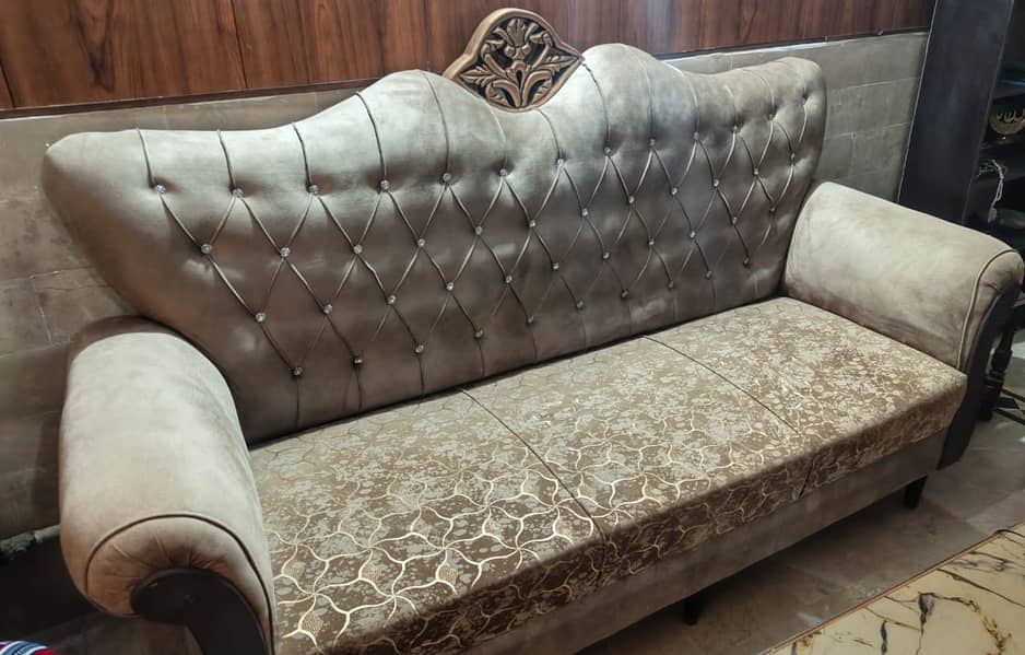 Sofa set available 0